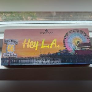 essence hey la eyeshadow pallet